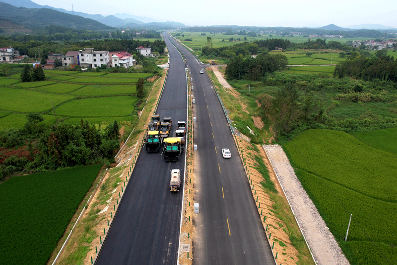【路橋“競”行時(shí)】G530查橋至牛磯段:用心用力加速“皖贛”交通互聯(lián)4